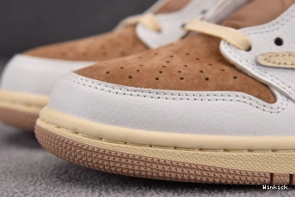 1 Jordan Scott Air DM7866-106 OG Travis x Low 0722